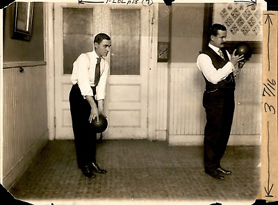 #ad LD326 Original Brown Brothers Photo AMERICAN GENTLEMAN BOWLING Historic Shot