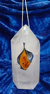 #ad Vintage Amber Pendant Necklace