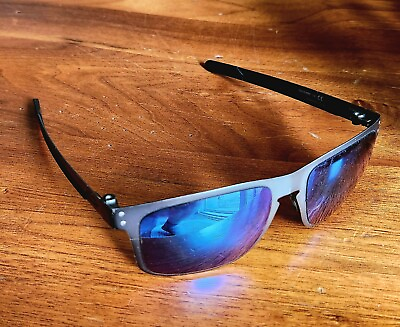 #ad Oakley Holbrook Matte Gunmetal Polarized 55 mm Men#x27;s Sunglasses OO4123 07 55