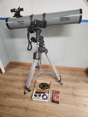 #ad Meade Reflector Telescope Model 114EQ DH4 With Starfinder And Motorized Tripod