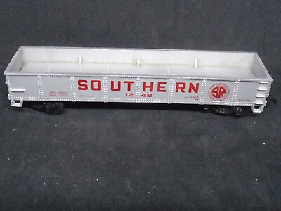 #ad H O SCALE SOUTHERN 1246 SILVER COAL HOPPER CAR TRAIN