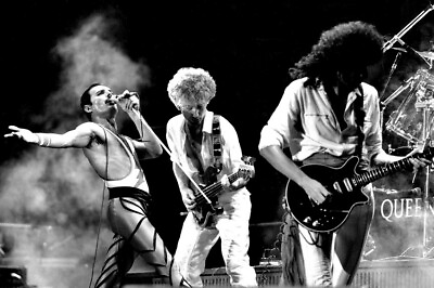 #ad Queen Freddie Mercury Brian May John Deacon Smoke Filled Stage Cool 18x24 Poster
