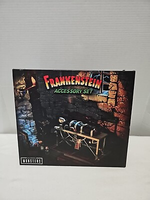 #ad FACTORY SEALED👉🏻Universal Monsters Accessory Set for Ultimate Frankenstein