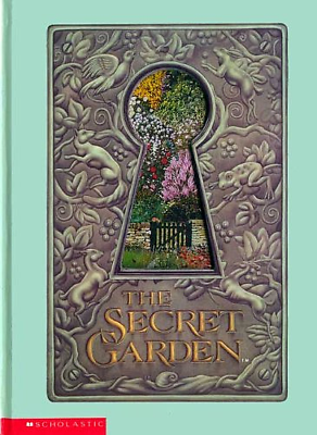 #ad Scholastic The Secret Garden with Key Shaped Hard Cover by Diane Molleson 1993