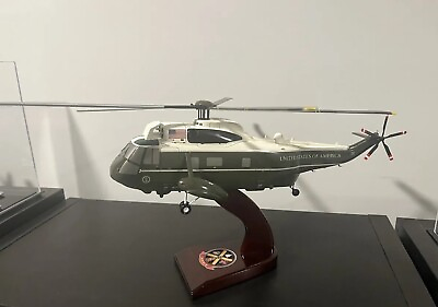 #ad Sikorsky VH 3D HMX 1 Marine One Helicopter Wood Desktop Model $355.00