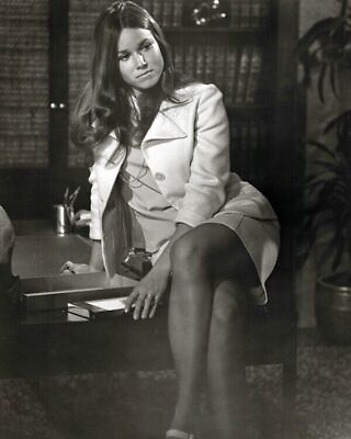 #ad Barbara Hershey sits on desk shwoing legs Liberation of L.B. Jones 8x10 photo
