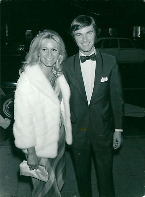 #ad Swedish actress Christina Schollin with husband... Vintage Photograph 2361368