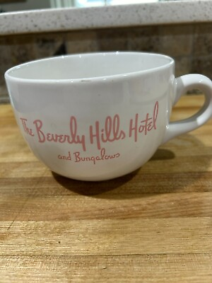 #ad VINTAGE THE BEVERLY HILLS HOTEL AND BUNGALOWS CUP White Classic Pink Lettering