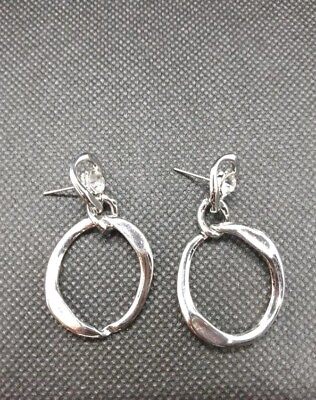 #ad Dainty Small Silvertone Double Circle Rhinestone Fashion Earrings Style1B