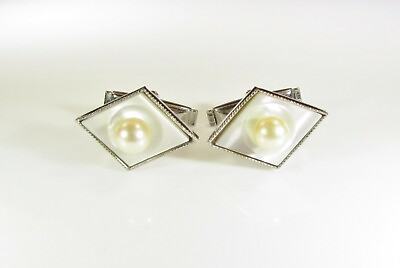 #ad Silver Cufflinks with a Pearl on Mother of Pearl