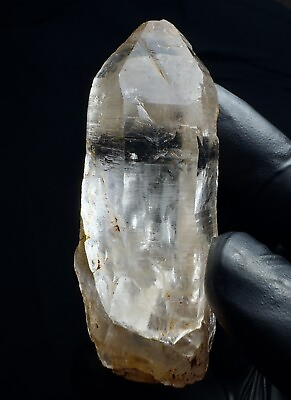 #ad 68.45 Gram Lustrous Quartz Crystal