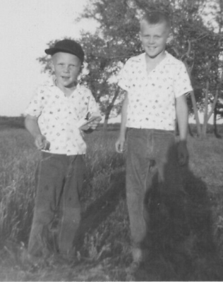 #ad 4E Photograph Boys Brothers Photo Portrait 1959 Kids Matching