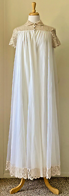 #ad Vintage Claire Sandra for Lucie Ann Size S White with Ivory Lace Chiffon Robe
