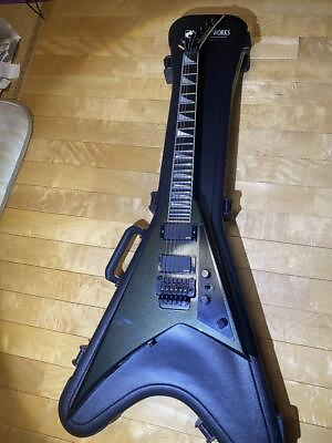#ad jackson Randy V Metallic Black Equipped with EMG pickups SKB hard case included