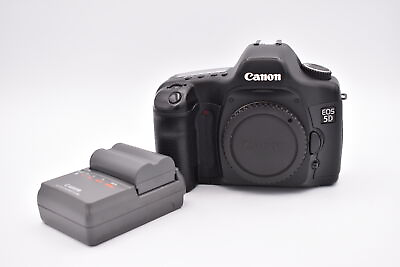 #ad Canon EOS 5D DSLR Camera Body Black 12.8MP with battery and charger *AS IS*