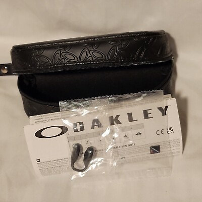 #ad Oakley Soft Clamshell Sunglasses Case