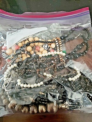 #ad Lot of 10 Pieces of Costume Jewelry Various Necklaces  J1
