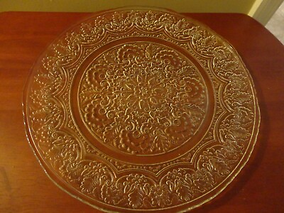 #ad VINTAGE PLATE UNIQUE EMBOSSED FLORAL CLEAR GLASS ROUND CAKE PLATTER 13quot;