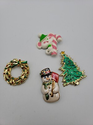 #ad 4 Vtg Brooches Multicolor Gold tone Christmas Tree Mouse Wreath Snowman 1 Avon
