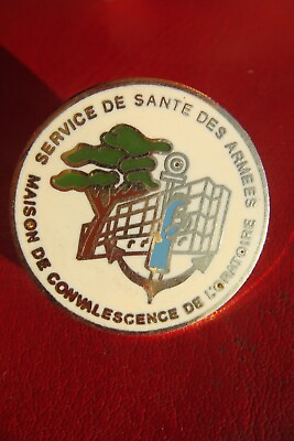 #ad RARE FRANCE HEALTH SERVICE OF ARMED Convalescent Home ENAMEL TOP BADGE
