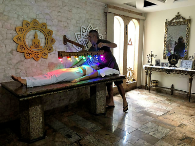 #ad CRYSTAL LIGHT BED CHROMOTHERAPY QUARTZ W PEDESTAL 7 CHAKRAS Reiki Radionics yoga